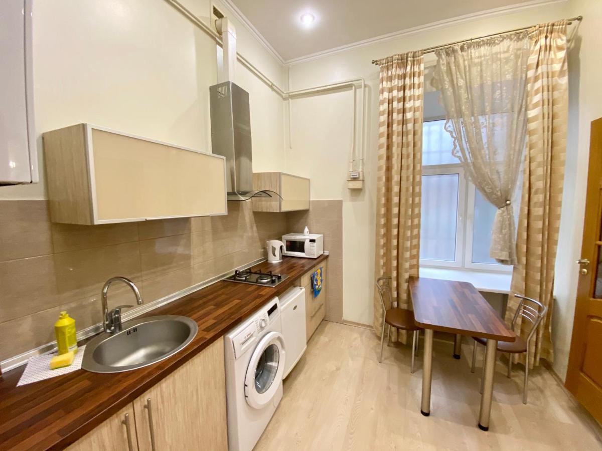 Old Town Apartments Lanzheron Beach Одеса Екстер'єр фото