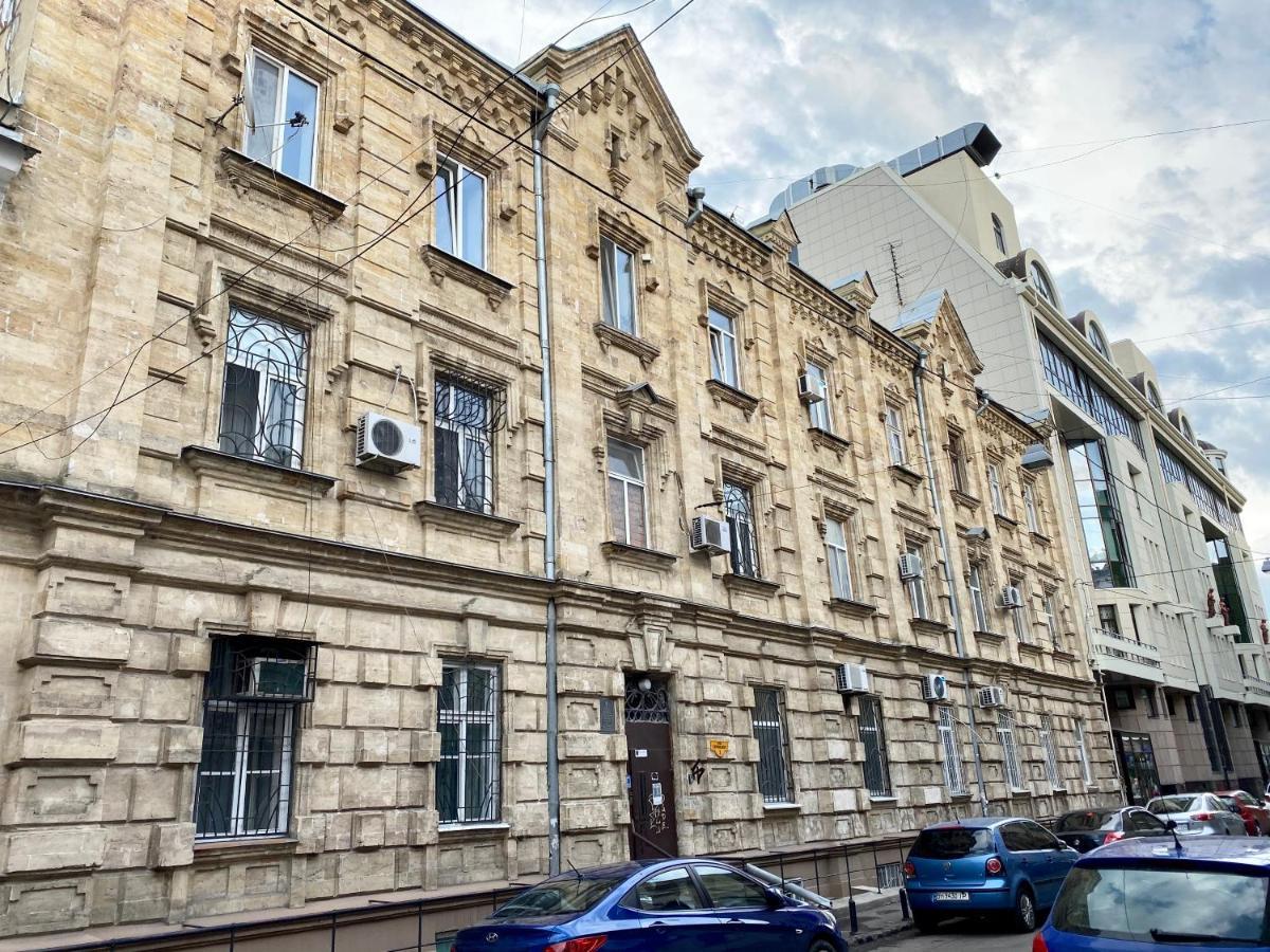 Old Town Apartments Lanzheron Beach Одеса Екстер'єр фото